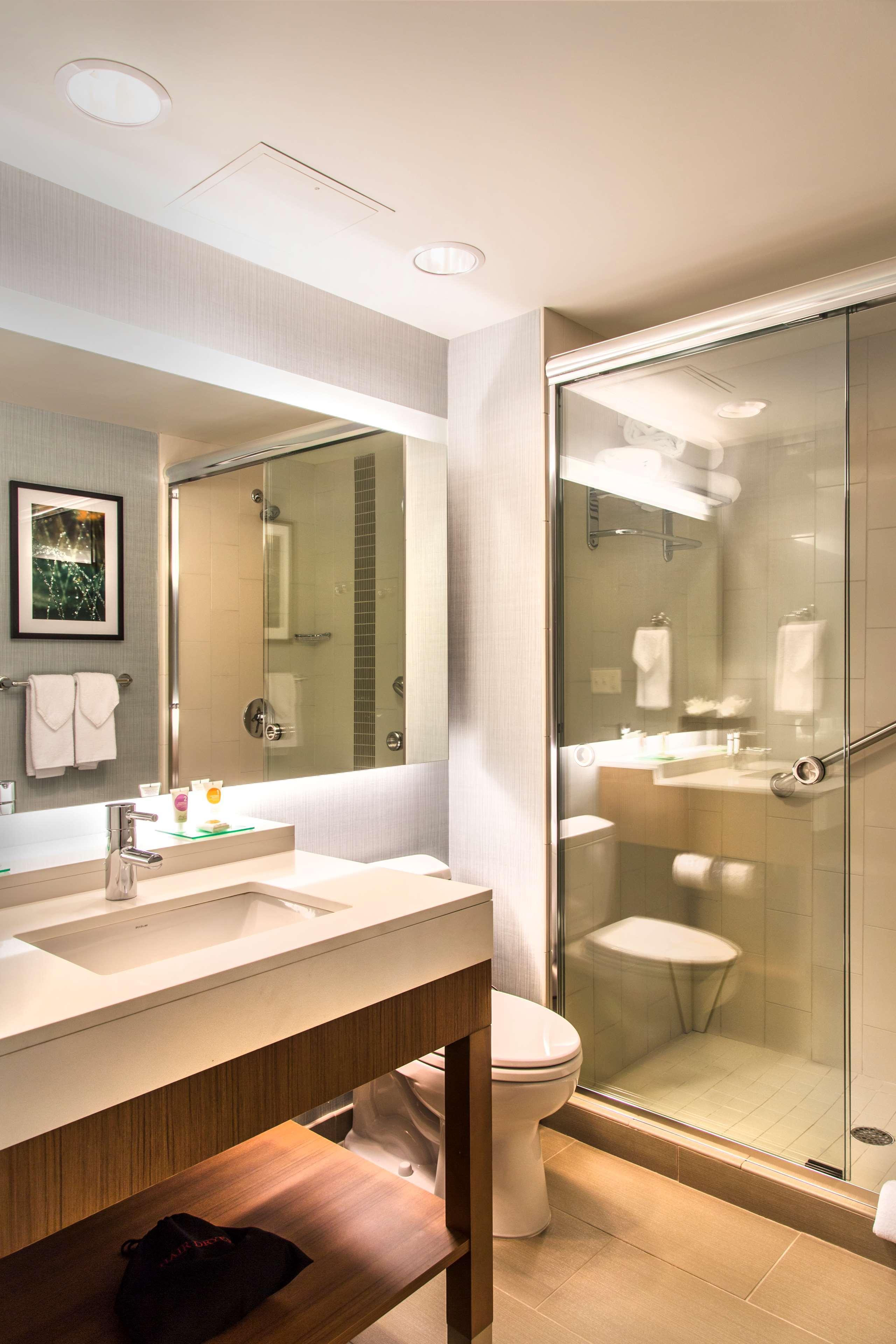 Hyatt Place Hotel 3*